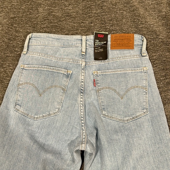 721™ HIGH RISE SKINNY LEVI JEANS - Picture 9 of 10